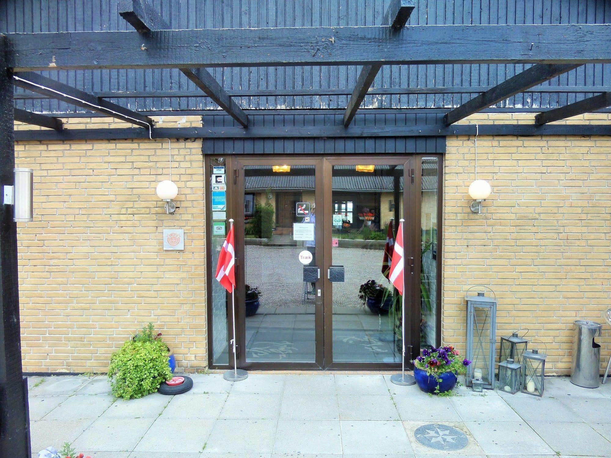 Motel Europa Svenstrup Exterior photo